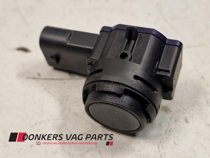Usados Sensor PDC Audi RS 3 Sportback (8YA) 2.5 TFSI 20V Quattro Precio € 35,00 Norma de margen ofrecido por Donkers VAG Parts