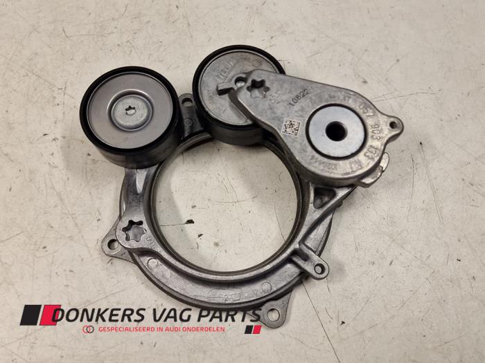 Usados Tensor correa múltiple Audi RS7 Sportback (4KA) 4.0 V8 TFSI Mild Hybrid 32V Precio € 151,25 IVA incluido ofrecido por Donkers VAG Parts