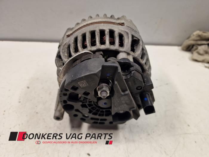 Begagnade Dynamo Audi A4 Avant (B8) 2.0 TDI 16V Pris € 40,00 Marginaltabell erbjuds av Donkers VAG Parts