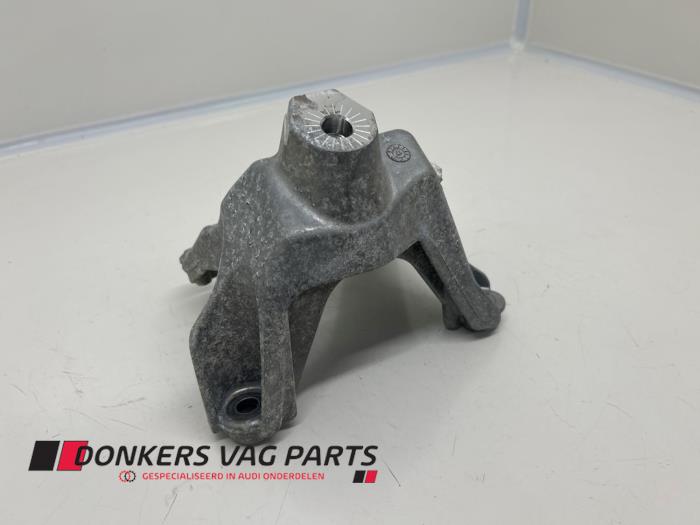 Usagé Support moteur Audi S5 Sportback (F5A/F5F) 3.0 TFSI V6 24V Prix sur demande proposé par Donkers VAG Parts