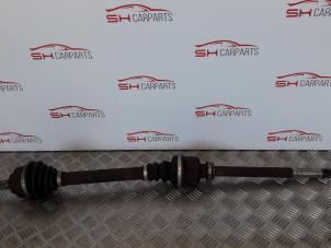 Used Front drive shaft, right Peugeot 308 (4A/C) 1.6 HDi 16V Price € 22,00 Margin scheme offered by SH Carparts