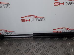 Used Set of tailgate gas struts Mercedes A (W168) 1.4 A-140 Price € 35,00 Margin scheme offered by SH Carparts