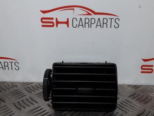 Used Dashboard vent Volkswagen Fox (5Z) 1.2 Price € 14,00 Margin scheme offered by SH Carparts