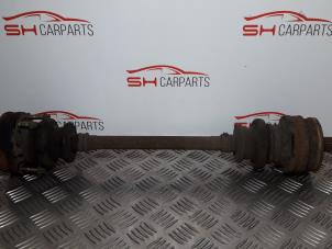 Used Front drive shaft, right Mercedes C (W203) 2.7 C-270 CDI 20V Price € 50,00 Margin scheme offered by SH Carparts