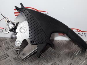 Used Parking brake lever Mercedes A (W169) 1.5 A-160 Price € 25,00 Margin scheme offered by SH Carparts