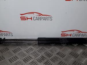 Used Set of tailgate gas struts Mercedes A (W169) 1.5 A-160 Price € 35,00 Margin scheme offered by SH Carparts