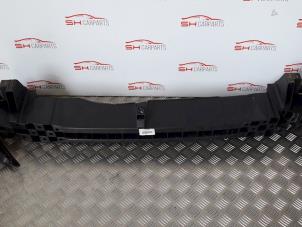 Used Rear bumper frame Renault Clio III (BR/CR) 1.2 16V 75 Price € 34,00 Margin scheme offered by SH Carparts