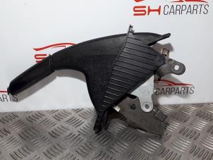 Used Parking brake lever Mercedes A (W169) 1.5 A-150 Price € 25,00 Margin scheme offered by SH Carparts