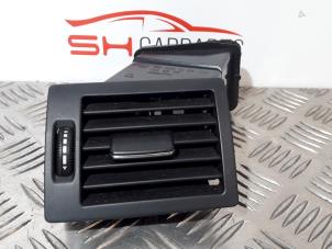 Used Dashboard vent Mercedes A (W169) 1.5 A-150 Price € 25,00 Margin scheme offered by SH Carparts
