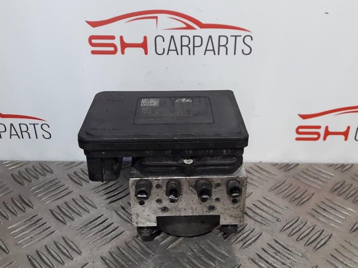Begagnade ABS-pump Peugeot 208 I (CA/CC/CK/CL) 1.2 Vti 12V PureTech 82 Pris € 51,00 Marginaltabell erbjuds av SH Carparts
