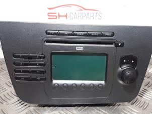 Used Radio CD player Seat Altea XL (5P5) 2.0 TDI 16V Price € 68,00 Margin scheme offered by SH Carparts
