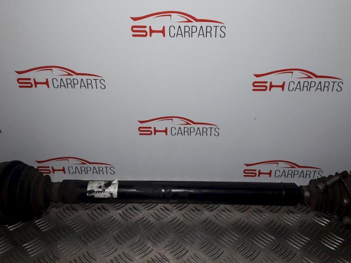 Front drive shaft, right from a Seat Altea XL (5P5) 2.0 TDI 16V 2007