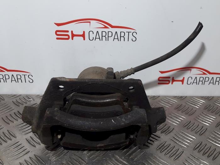 Gebrauchte Bremszange links vorne Mercedes A (W169) 2.0 A-180 CDI 16V Preis € 30,00 Margenregelung angeboten von SH Carparts