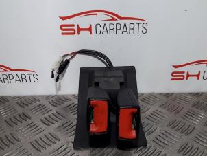 Used Rear seatbelt buckle, centre Mini Mini (R56) 1.6 Cooper D 16V Price € 16,00 Margin scheme offered by SH Carparts