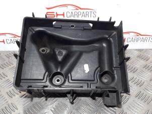 Used Battery box Seat Ibiza III (6L1) 1.2 12V Price € 11,00 Margin scheme offered by SH Carparts