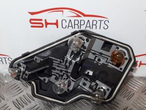 Usagé Circuit imprimé feu arrière droit Opel Astra H (L48) 1.6 16V Twinport Prix € 11,00 Règlement à la marge proposé par SH Carparts