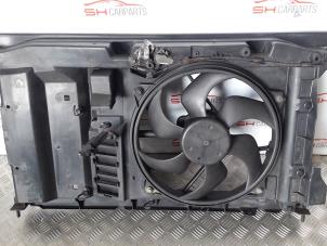 Usagé Moto ventilateur Peugeot 307 (3A/C/D) 2.0 16V Prix € 28,00 Règlement à la marge proposé par SH Carparts