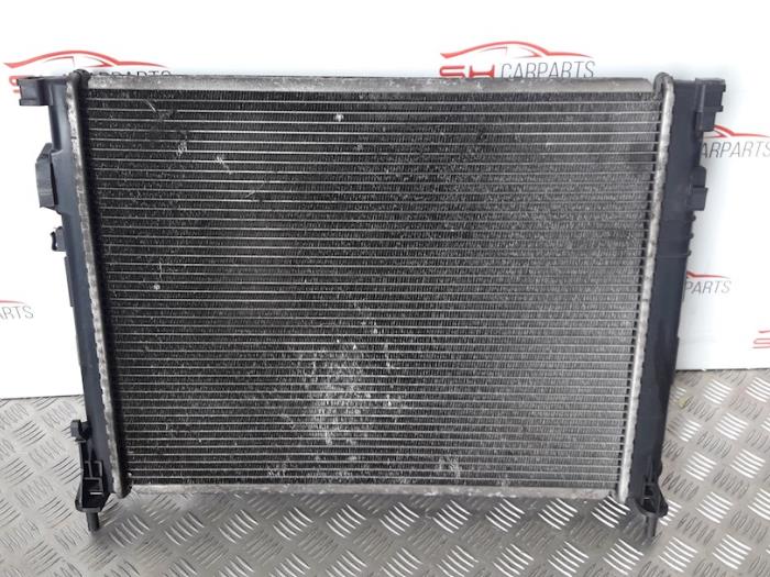 Gebrauchte Kühler Opel Vivaro 1.9 DI Preis € 34,00 Margenregelung angeboten von SH Carparts