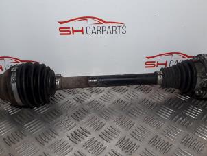 Used Front drive shaft, left Volkswagen Touran (1T1/T2) 1.9 TDI 105 Euro 3 Price € 22,00 Margin scheme offered by SH Carparts