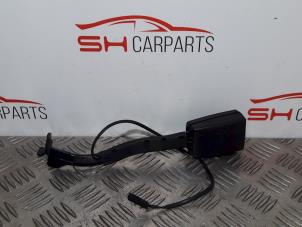 Used Front seatbelt buckle, right Volkswagen Touran (1T1/T2) 1.9 TDI 105 Euro 3 Price € 14,00 Margin scheme offered by SH Carparts