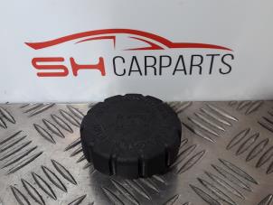 Used Expansion vessel cap Mercedes B (W246,242) 1.8 B-200 CDI BlueEFFICIENCY 16V Price € 20,00 Margin scheme offered by SH Carparts
