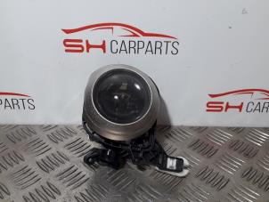Used Headlight housing, right Mercedes B (W246,242) 1.8 B-200 CDI BlueEFFICIENCY 16V Price on request offered by SH Carparts