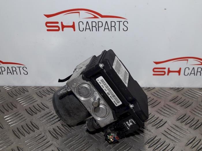 Begagnade ABS-pump Citroen C4 Berline (LC) 1.6 HDi 16V Pris € 34,00 Marginaltabell erbjuds av SH Carparts