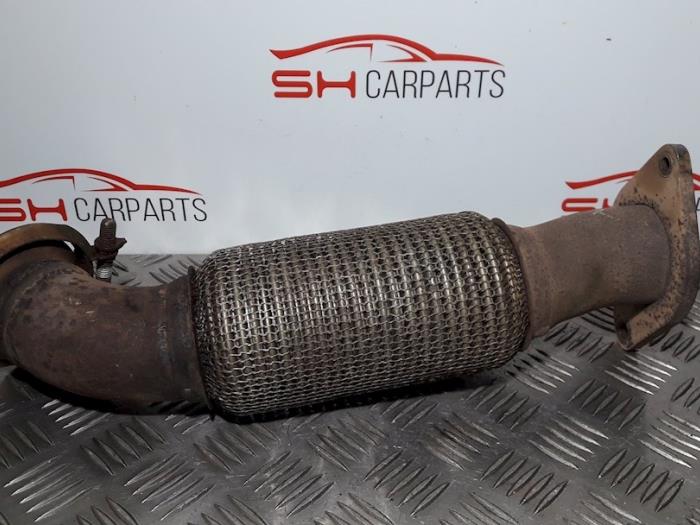 Gebrauchte Auspuff Zwischenrohr Mercedes A (W176) 1.5 A-160 CDI, A-160d 16V Preis € 75,00 Margenregelung angeboten von SH Carparts