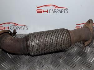 Used Exhaust middle section Mercedes A (W176) 1.5 A-160 CDI, A-160d 16V Price € 75,00 Margin scheme offered by SH Carparts