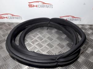 Used Rear door seal 4-door, right Opel Astra H SW (L35) 1.7 CDTi 16V Price € 14,00 Margin scheme offered by SH Carparts