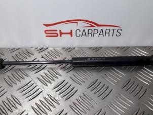 Used Rear gas strut, left Peugeot 407 (6D) 2.0 HDiF 16V Price € 6,00 Margin scheme offered by SH Carparts