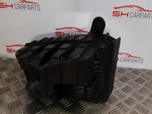 Used Air filter Renault Megane III Coupe (DZ) 1.5 dCi 105 Price € 16,00 Margin scheme offered by SH Carparts
