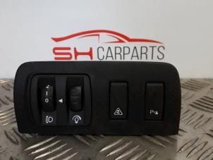 Used Light switch Renault Megane III Coupe (DZ) 1.5 dCi 105 Price € 16,00 Margin scheme offered by SH Carparts