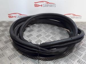 Used Front door seal 4-door, right Mercedes B (W245,242) 2.0 B-200 CDI 16V Price € 15,00 Margin scheme offered by SH Carparts
