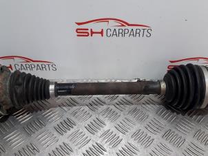 Used Front drive shaft, left Volkswagen Touran (1T1/T2) 1.9 TDI 105 Euro 3 Price € 22,00 Margin scheme offered by SH Carparts