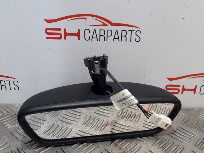 Używane Lusterko wewnetrzne Mercedes A (W176) 2.2 A-200 CDI, A-200d 16V Cena € 25,00 Procedura marży oferowane przez SH Carparts