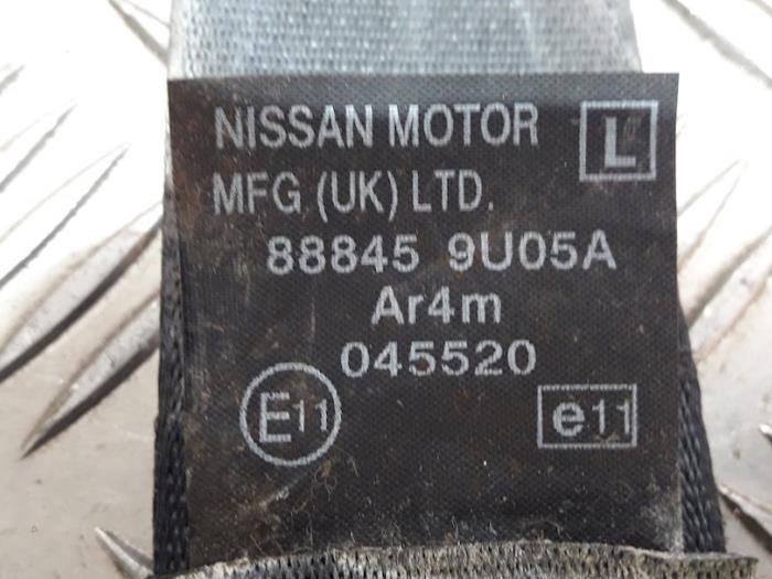 Pas bezpieczenstwa lewy tyl z Nissan Note (E11) 1.6 16V 2008