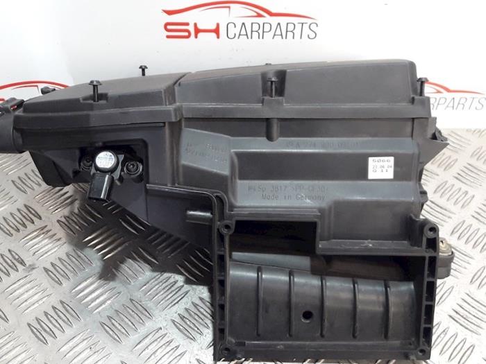 Begagnade Luftfilterhus Mercedes CLK (R209) 1.8 200 K 16V Pris € 40,00 Marginaltabell erbjuds av SH Carparts