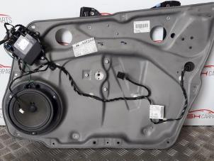 Used Window mechanism 4-door, front right Mercedes B (W245,242) 2.0 B-180 CDI 16V Price on request offered by SH Carparts