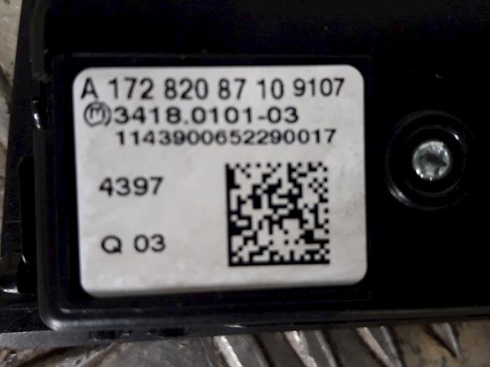 Alarm module from a Mercedes-Benz A (W176) 1.6 A-200 16V 2014