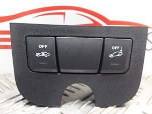 Used Alarm module Mercedes A (W176) 1.6 A-180 16V Price € 15,00 Margin scheme offered by SH Carparts