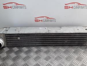 Intercooler d'un BMW 5 serie (E60) 530d 24V 2005