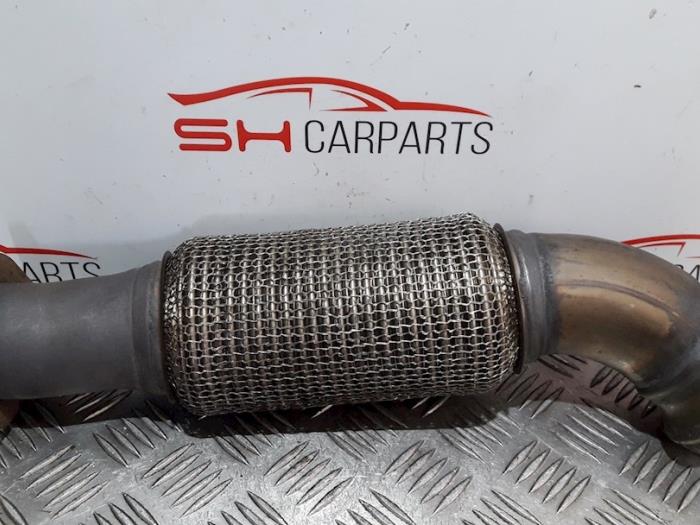 Gebrauchte Auspuff Zwischenrohr Mercedes A (W176) 1.5 A-180 CDI, A-180d 16V Preis € 75,00 Margenregelung angeboten von SH Carparts