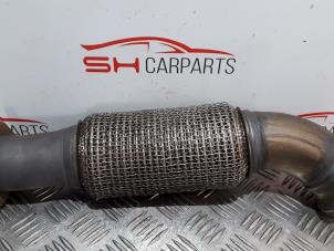 Used Exhaust middle section Mercedes A (W176) 1.5 A-180 CDI, A-180d 16V Price € 75,00 Margin scheme offered by SH Carparts