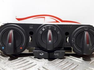 Usagé Panneau de commandes chauffage Seat Ibiza IV SC (6J1) 1.2 TSI Prix € 16,00 Règlement à la marge proposé par SH Carparts