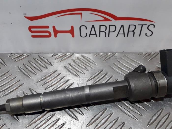 Usagé Injecteurs Mercedes CLC (C203) 2.2 220 CDI 16V Prix € 200,00 Règlement à la marge proposé par SH Carparts