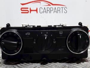 Used Heater control panel Mercedes B (W245,242) 2.0 B-180 CDI 16V Price € 25,00 Margin scheme offered by SH Carparts