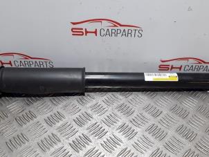 Used Rear shock absorber rod, right Mercedes C (W205) C-220 2.2 CDI BlueTEC, C-220 d 16V Price € 65,00 Margin scheme offered by SH Carparts