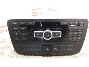 Used Navigation system Mercedes A (W176) 1.6 A-180 16V Price € 240,00 Margin scheme offered by SH Carparts
