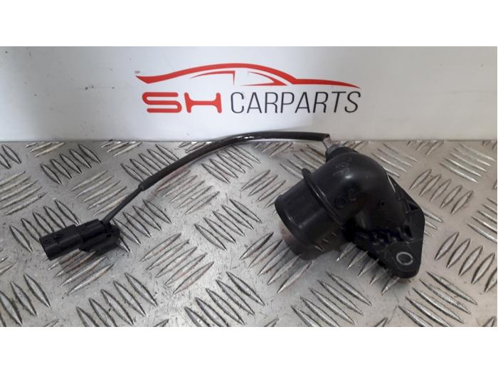 Begagnade EGR-rör Mercedes A (W176) 1.5 A-180 CDI, A-180d 16V Pris € 35,00 Marginaltabell erbjuds av SH Carparts